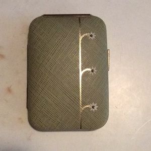 🍄 Vintage Cowhide Key Holder